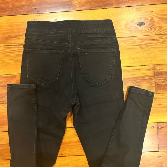 old navy skinny jeans - Picture 3 of 3